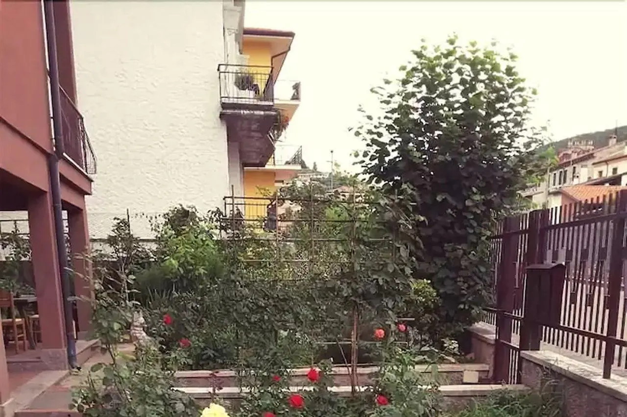 B&B Loki Верона